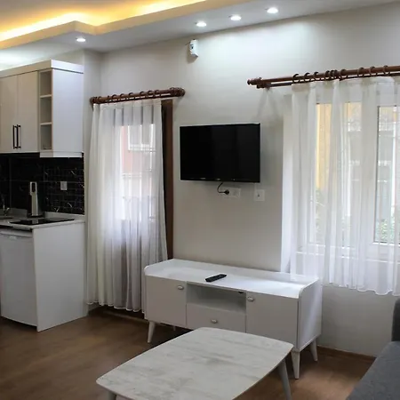 Apartment Beyoglu Asmalimescit'te Mobilyali Balkonlu Daire Istanbul