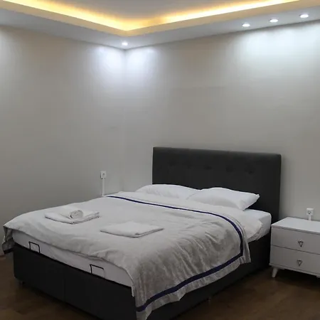 Appartement Beyoglu Asmalimescit'te Mobilyali Balkonlu Daire